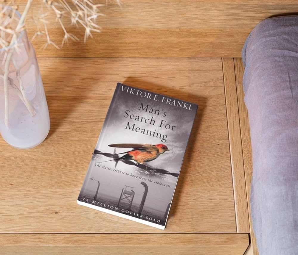 خلاصه کپسولی 💊 کتاب انسان در جستجوی معنا از ویکتور فرانکل
